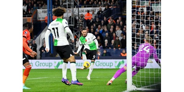 Jürgen Klopp touží vyvinout vynikající útočníky co nejdříve